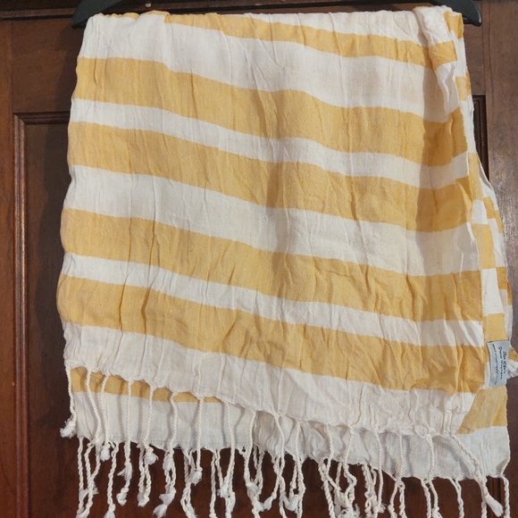 turkish towel / sarong / scarf - Picture 1 of 3